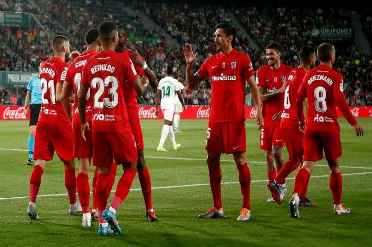 أتلتيكو مدريد يهزم إلتشي.. وإشبيلية يتعادل سلبياً مع مايوركا في الدوري الإسباني